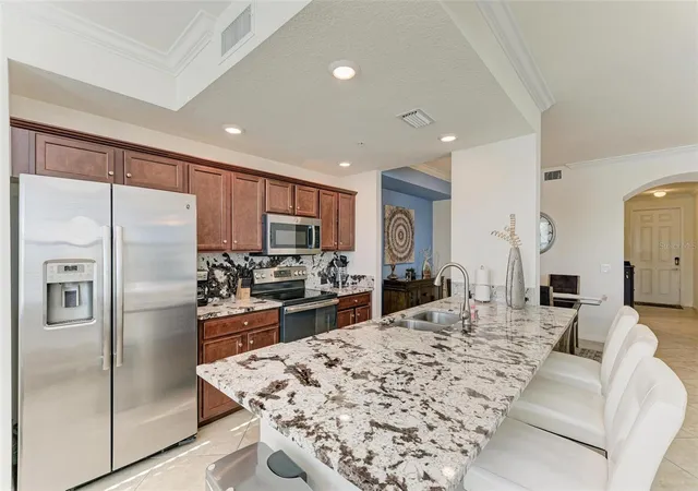 4th image of 16814 Vardon Ter #103, Bradenton, FL 34211 | MLS# A4692007