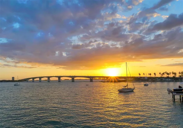 51st image of 401 Quay #505, Sarasota, FL 34236 | MLS# A4692009
