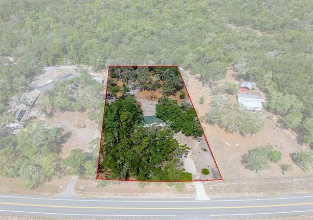 Photo 2 of Manufactured home for sale at 4059 Mckethan Rd, Dade City, FL 33523 | MLS# W7885361 | Listing updated on 2026-08-24