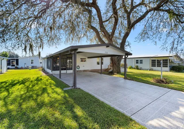 30th image of 732 Royal Palm Ave, Lady Lake, FL 32159 | MLS# G5111768