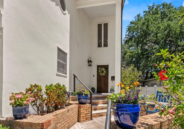 Photo 3 of Single family home for sale at 47 Aegean Ave, Tampa, FL 33606 | MLS# TB8503598 | Listing updated on 2026-09-24