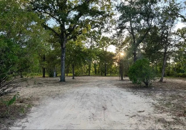 Photo 4 of Land for sale at 12055 Finch Rd, Weeki Wachee, FL 34614 | MLS# W7885364 | Listing updated on 2026-10-13