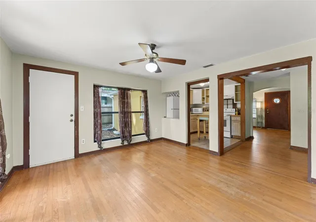 3rd image of 440 Cambridge Blvd, Winter Park, FL 32789 | MLS# O6403694