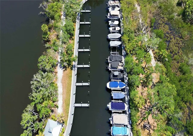4th image of 5629 Key Largo Ct, Bradenton, FL 34203