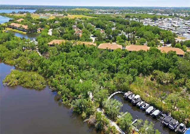 2nd image of 5629 Key Largo Ct, BRADENTON, FL 34203