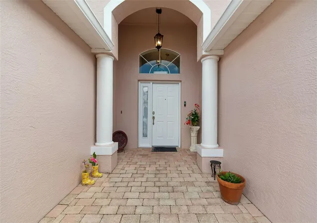 3rd image of 1223 Timber Trace Dr, Wesley Chapel, FL 33543 | MLS# TB8503616