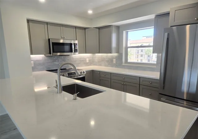 Photo 2 of Condo for sale at 1300 N Portofino Dr #406, Sarasota, FL 34242 | MLS# A4692022 | Listing updated on 2026-10-18