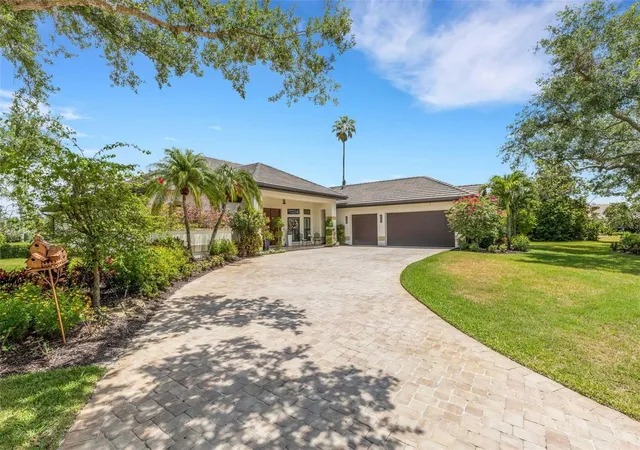 Homes for sale in Sarasota, FL | 7732 Donald Ross Rd W, Sarasota, FL 34240 | MLS# A4692026