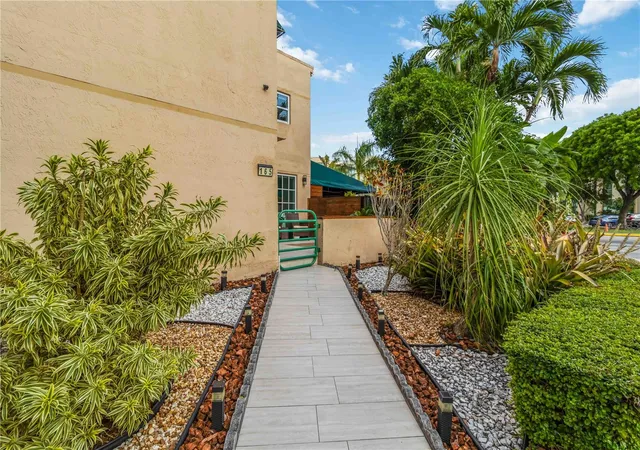 Photo 1 of Condo for sale at 11880 Sw 19th Lane #165, Miami, FL 33175 | MLS# A4692028 | Listing updated on 2026-09-05