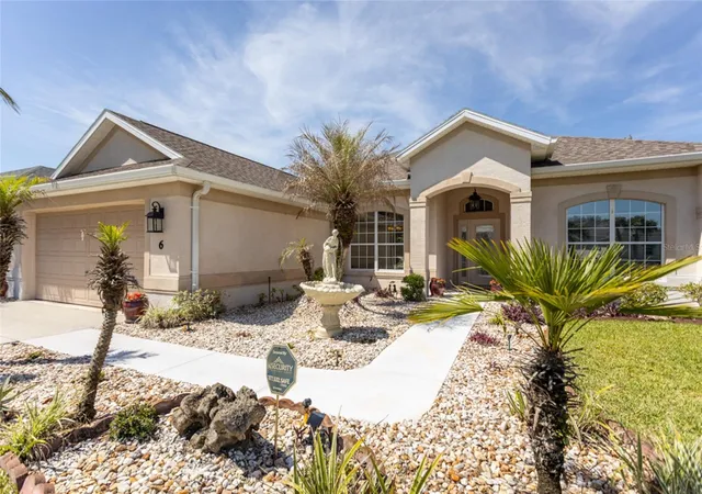 Photo 3 of Single family home for sale at 6 S Lakewalk Dr, Palm Coast, FL 32137 | MLS# FC318195 | Listing updated on 2026-10-25