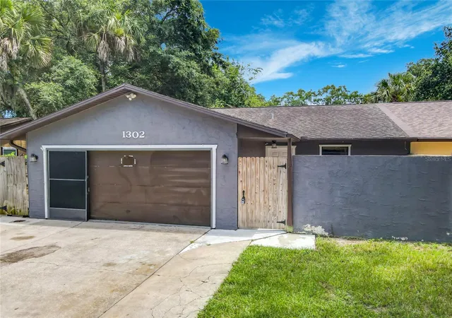Homes for sale in Edgewater, FL | 1302 Bond St, Edgewater, FL 32132 | MLS# NS1088099
