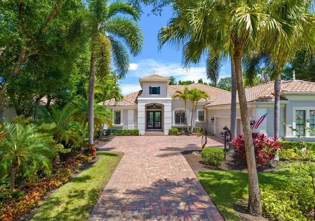 3rd image of 7527 Greystone St, Lakewood Ranch, FL 34202 | MLS# A4692043