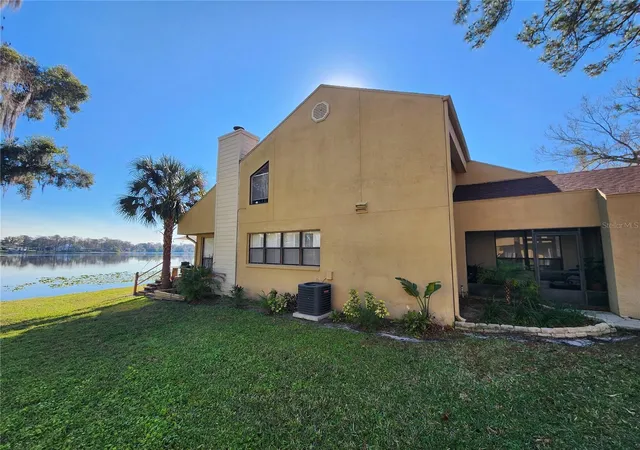 1st image of 3402 Ellenwood Ln, Tampa, FL 33618 | MLS# O6403778