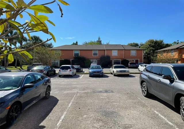 5th image of 7327 Forest Hill Ct #223, Winter Park, FL 32792 | MLS# O6403841