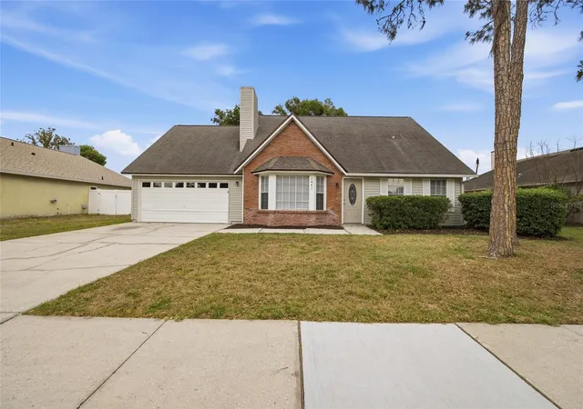 Photo 3 of Single family home for sale at 1441 Monte Lake Dr, Valrico, FL 33596 | MLS# TB8503758 | Listing updated on 2026-09-28