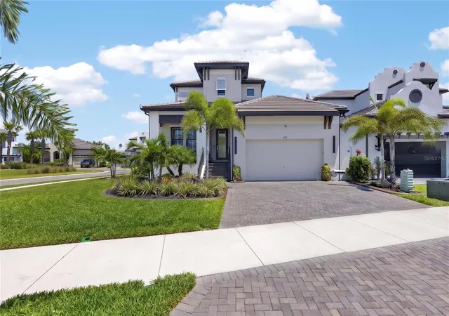 Photo 2 of Single family home for sale at 1075 Seagrape Dr, Ruskin, FL 33570 | MLS# TB8503760 | Listing updated on 2026-09-07