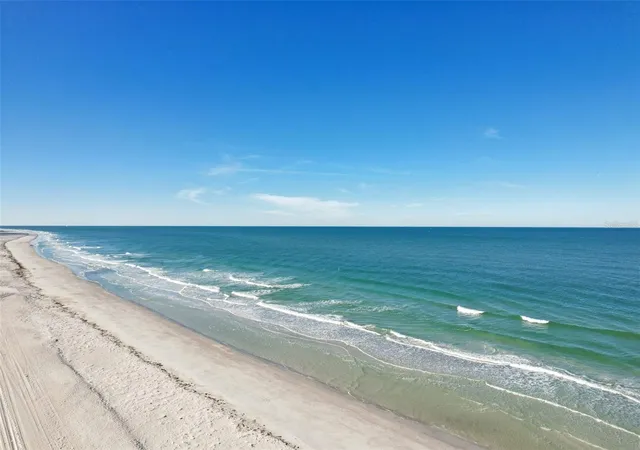 Homes for sale in Clearwater, FL | 1270 Gulf Boulevard, Clearwater, FL 33767 | Houzeo