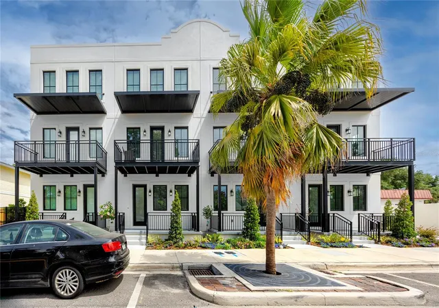 Photo 1 of Townhouse for sale at 1308 E Columbus Dr #2, Tampa, FL 33605 | MLS# TB8503794 | Listing updated on 2026-08-11