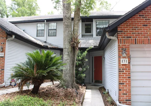 Homes for sale in Gainesville, FL | 831 Nw 42nd Ter, Gainesville, FL 32605 | MLS# GC539962