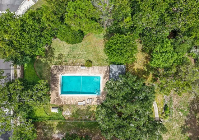 Homes for sale in Gainesville, FL | 831 Nw 42nd Ter, Gainesville, FL 32605 | MLS# GC539962