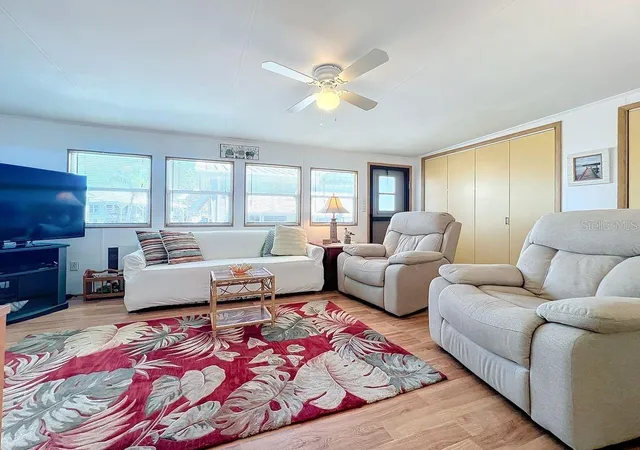 4th image of 3333 26Th Ave E, Bradenton, FL 34208
