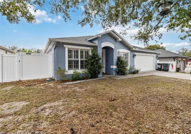 Photo 2 of Single family home for sale at 402 Rio Grande Ct, Kissimmee, FL 34759 | MLS# S5149003 | Listing updated on 2026-08-11