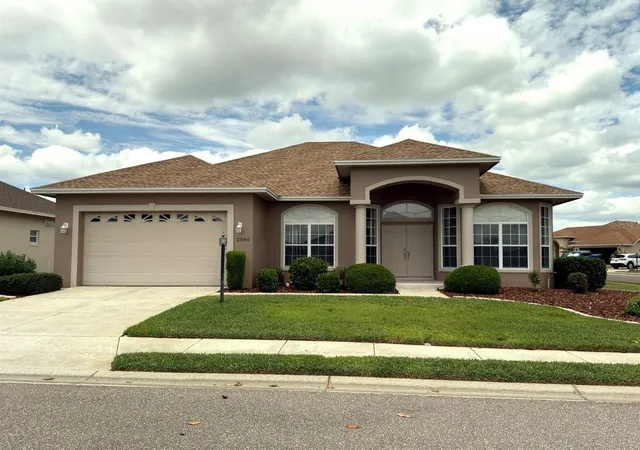 Homes for sale in Lakeland, FL | 2805 Honeywell Pl, Lakeland, FL 33810 | MLS# L4961527