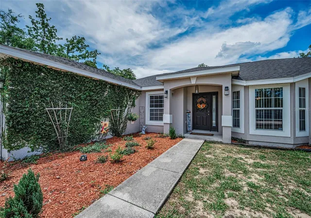Photo 3 of Single family home for sale at 12123 Fulmar Rd, Weeki Wachee, FL 34614 | MLS# TB8503828 | Listing updated on 2026-10-07