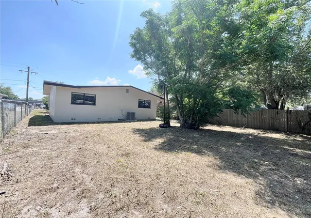 30th image of 2015 6th St Ne, Winter Haven, FL 33881 | MLS# O6403905