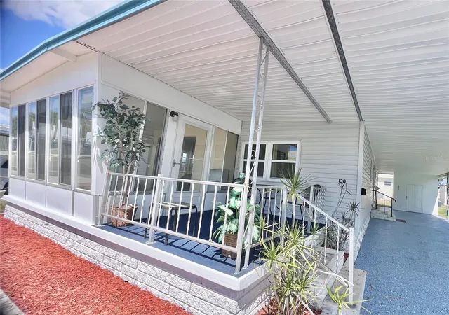 Photo 4 of Manufactured home for sale at 1100 Belcher Rd S #130, Largo, FL 33771 | MLS# TB8503877 | Listing updated on 2026-08-31