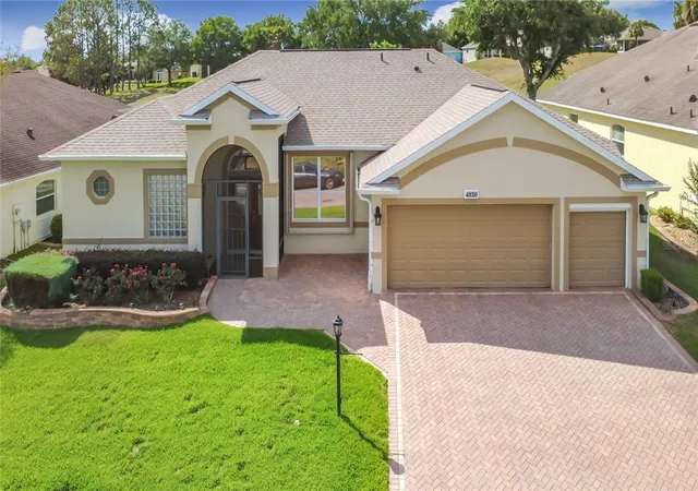 Photo 4 of Single family home for sale at 4810 Sable Ridge Ct, Leesburg, FL 34748 | MLS# G5111802 | Listing updated on 2026-09-19
