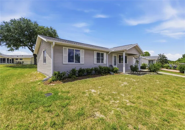 Photo 2 of Single family home for sale at 10986 Sw 83rd Avenue, Ocala, FL 34481 | MLS# OM723898 | Listing updated on 2026-07-10