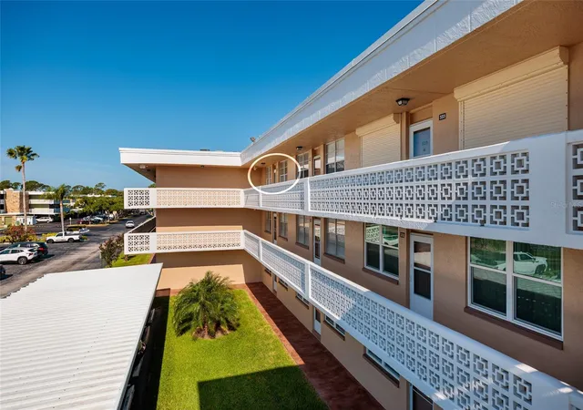Photo 1 of Condo for sale at 4915 Bay St Ne #331, Saint Petersburg, FL 33703 | MLS# TB8503920 | Listing updated on 2026-09-30