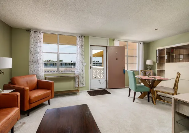 Photo 3 of Condo for sale at 4915 Bay St NE #331, Saint Petersburg, FL 33703 | MLS# TB8503920 | Listing updated on 2026-09-30