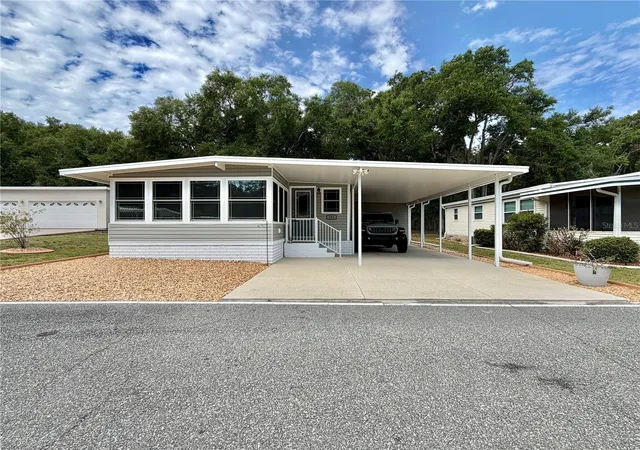 Photo 1 of Manufactured home for sale at 121 Tamarisk Way, Leesburg, FL 34748 | MLS# G5111807 | Listing updated on 2026-10-23