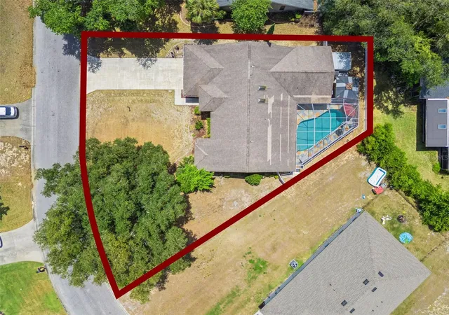 Photo 1 of Single family home for sale at 33939 Valencia Dr, Leesburg, FL 34788 | MLS# G5111809 | Listing updated on 2026-09-27