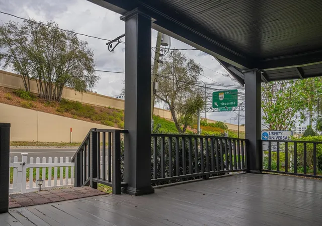2nd image of 310 E Anderson St, Orlando, FL 32801 | MLS# S5149023