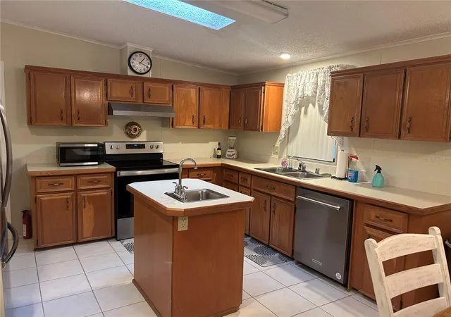 5th image of 252 Rita Bee Ave, Davenport, FL 33897 | MLS# O6403987