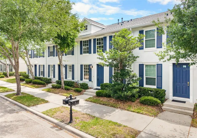 Photo 2 of Townhouse for sale at 10007 Bradwell Pl, Tampa, FL 33626 | MLS# TB8503940 | Listing updated on 2026-10-26