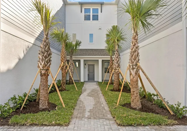 3rd image of 208 W Frances Ave #3, Tampa, FL 33602 | MLS# TB8503947