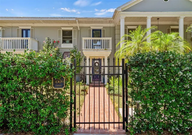 Photo 1 of Townhouse for sale at 5009 S Elberon St, Tampa, FL 33611 | MLS# TB8503951 | Listing updated on 2026-08-11