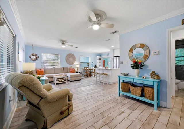 3rd image of 712 S Glenwood Ave, Clearwater, FL 33756 | MLS# TB8503961