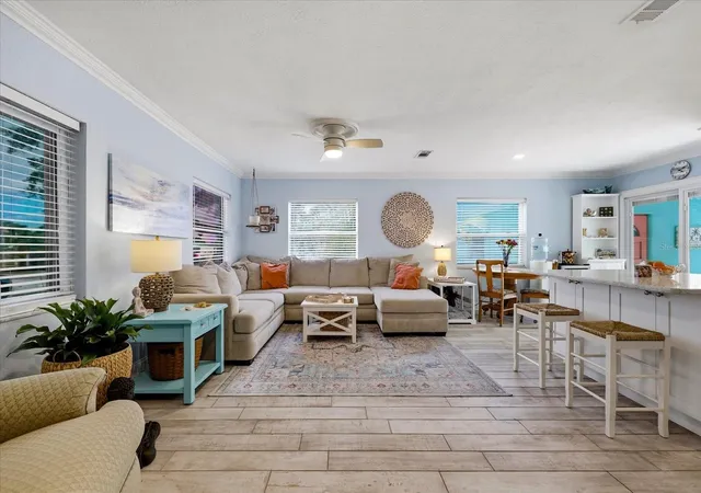4th image of 712 S Glenwood Ave, Clearwater, FL 33756 | MLS# TB8503961