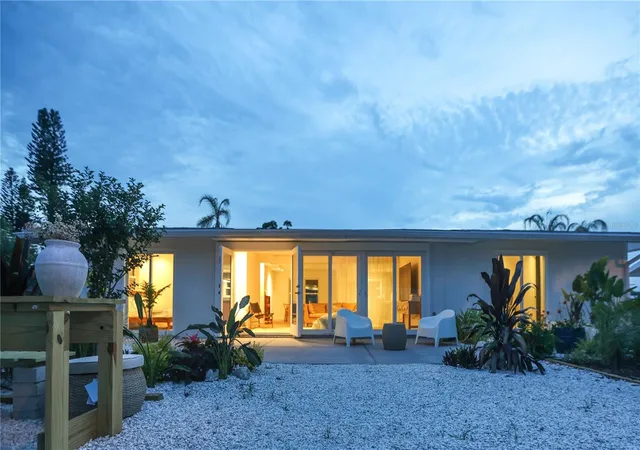 Photo 3 of Single family home for sale at 2513 Croton Ave, Sarasota, FL 34239 | MLS# A4692136 | Listing updated on 2026-09-15