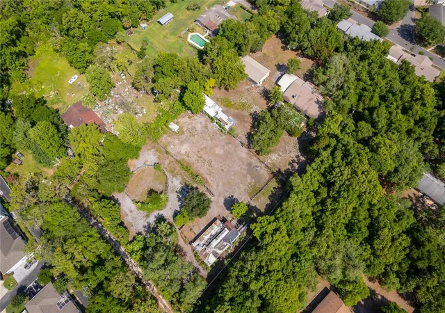 Photo 3 of Single family home for sale at 1281 Natures Way, Winter Springs, FL 32708 | MLS# O6404018 | Listing updated on 2026-09-23