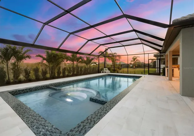 Photo 4 of Single family home for sale at 17727 Savory Mist Cir, Bradenton, FL 34211 | MLS# A4692147 | Listing updated on 2026-08-24