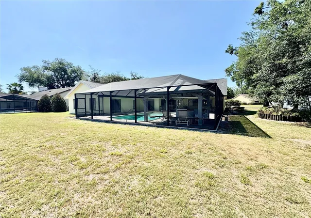 5th image of 2804 Wedgewood Dr, Plant City, FL 33566 | MLS# TB8504038