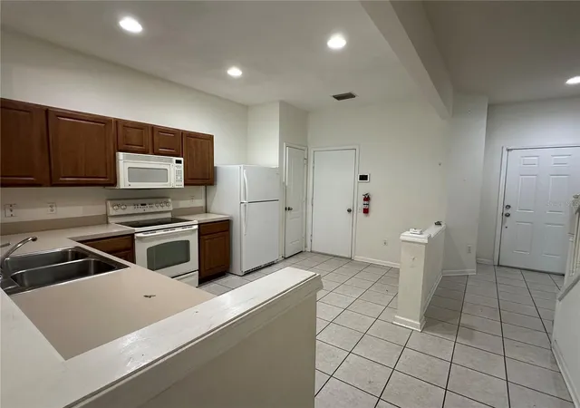 5th image of 4871 Pond Ridge Dr, Riverview, FL 33578 | MLS# TB8504042