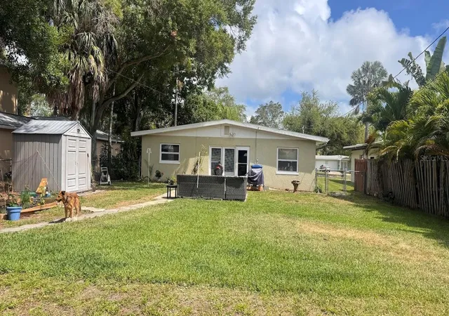 Photo 2 of Single family home for sale at 559 Villagrande Ave S, St Petersburg, FL 33707 | MLS# TB8504106 | Listing updated on 2026-10-19