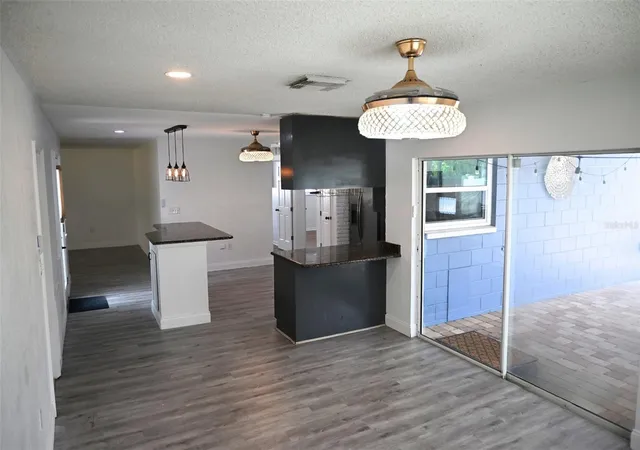 4th image of 12041 70Th St, Largo, FL 33773 | MLS# TB8504107